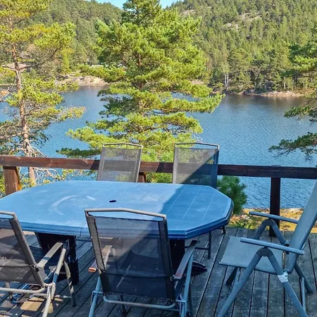 3 Bedroom Amazing In Sgne Søgne